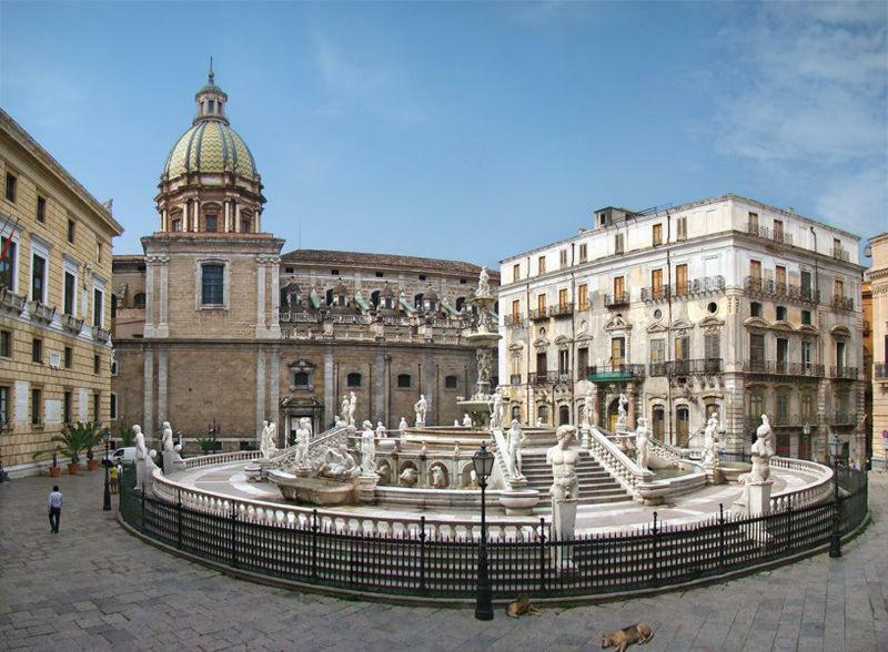 Casa Tea: Nel Cuore Del Centro Storico Палермо Экстерьер фото